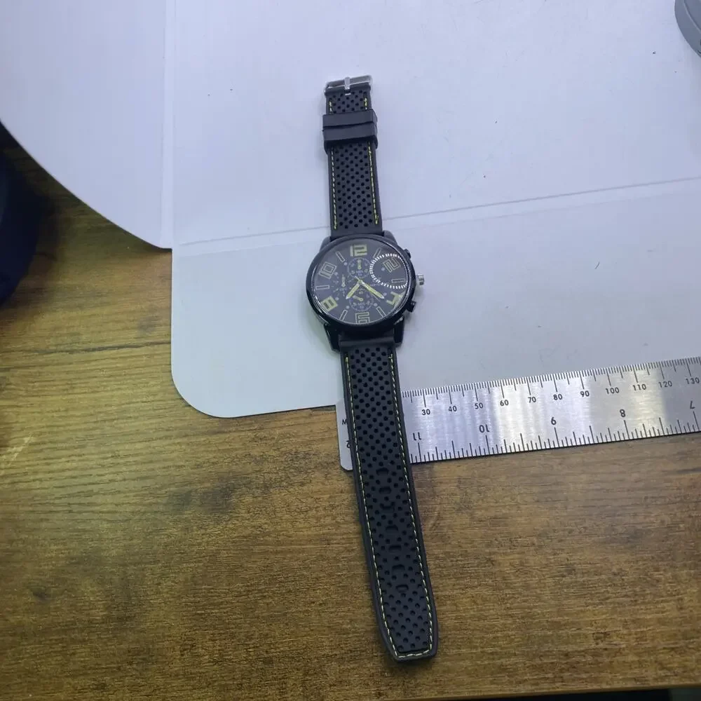GT Mens Racing Style Rugged Rubber Black Yellow Watch New Battery